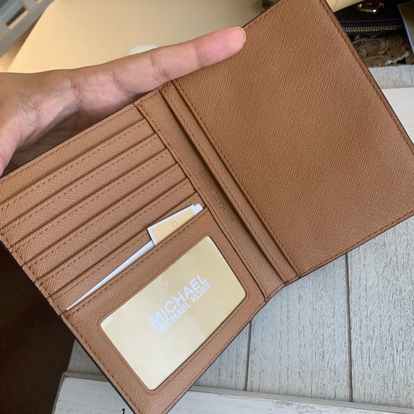 ✈️ new passport wallet card holder - Picture 4 of 5